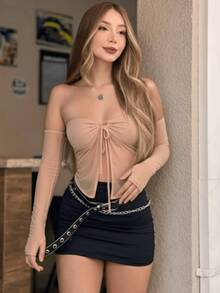 Strapless, Off-The-Shoulder Cropped Top With Padded Cups And Glove Sleeves. - 米色 - 查看 2