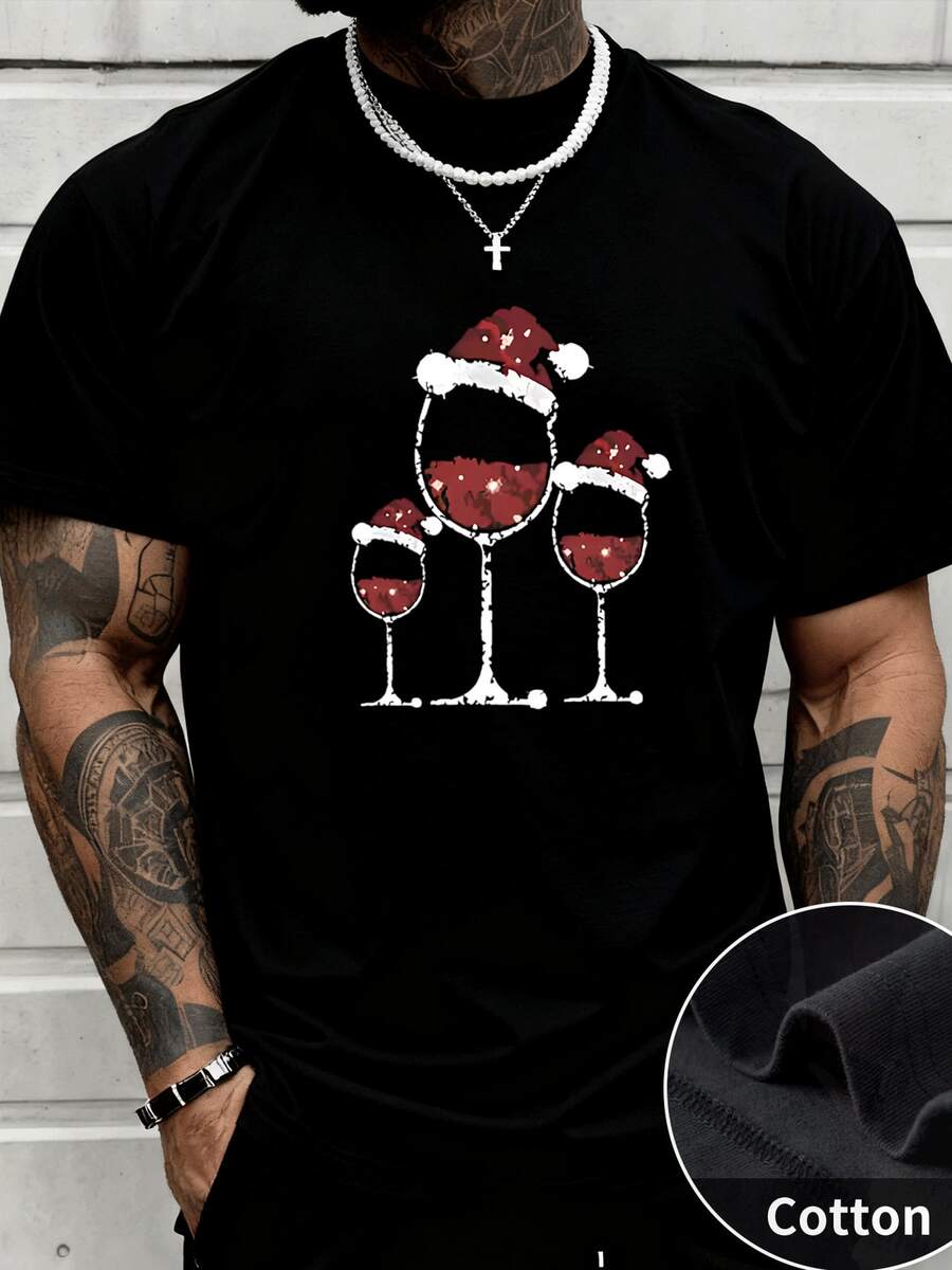 Urbana Camiseta de Manga Corta para Hombre con Vasos de Vino con Sombrero Papá Noel, Estilo Festivo para Amantes del Vino, Corte Moderno, Ideal para Navidad y Fiestas de Vino, 220 g 100 % Algodón, Fresca y Duradera,  Urbana - Negro - Ver 1