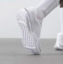 Nike Journey Run 女款舒適低筒休閒城市通勤跑步鞋白色 - 白色 - 查看 5