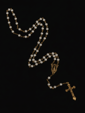 Minimalist Vintage White Faux Pearl Chain Cross & Virgin Mary Pendant Necklace, New Trending Versatile Accessory, Suitable For Mother's Day, Valentine's Day, Easter Gifts