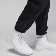 Nike 女款 Jordan Brooklyn 抓绒裤 FN5441-010