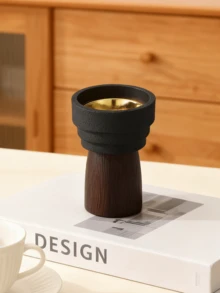 这款简约的双色树脂香炉是客厅和家庭办公室的理想之选，为现代家居装饰和香氛角落增添时尚氛围。它可用于家居装饰、办公室、节日和瑜伽工作室装饰以及香薰疗法。此外，它还可以作为客厅装饰品、返校礼物、毕业礼物、纪念品、情人节礼物、送给女性的礼物以及结婚礼物。 - 彩色 - 查看 10