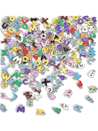 30个金属字母吊坠，用于珠宝制作，大写字母首字母吊坠，颜色随机，字母随机