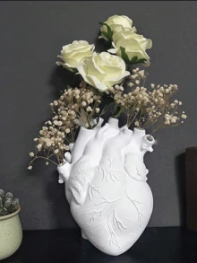 1pc Heart-Shaped Resin Vase, Creative Home Decoration Ornaments, Gothic Heart Organ Design Crafts, Retro Decorative Flower Stand, Suitable For Desktop And Living Room, Including Vase And Dried Flower Arrangement For Dining Table