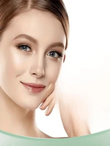 保湿亮肤面霜：温和滋养，富含精华，令肌肤清透亮泽。