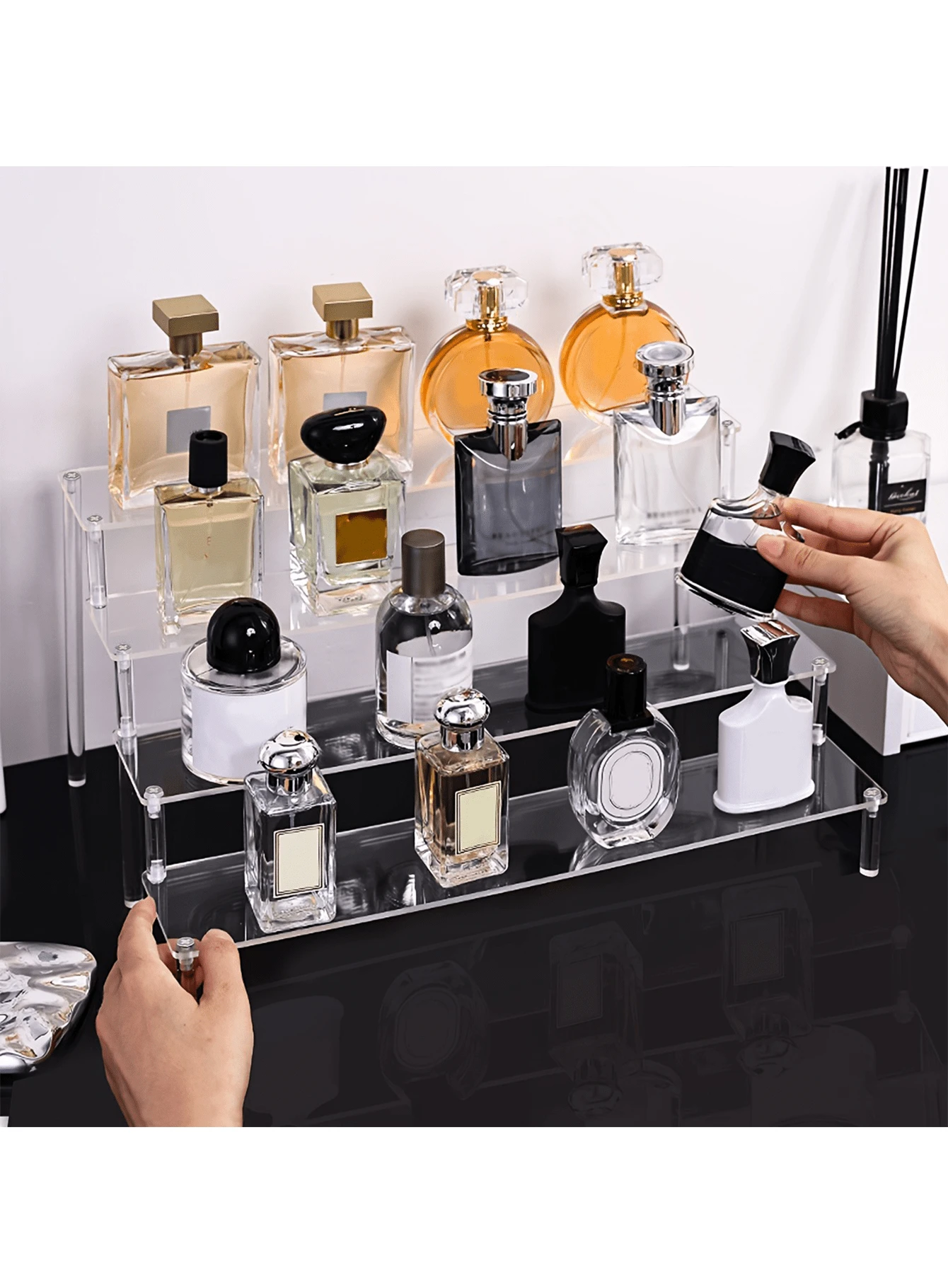 1 pieza Estantería de exhibición de acrílico transparente/negra de varios niveles, de forma trapezoidal de alta gama, para cosméticos como perfumes, lápices labiales, polvos, BB cream, cuidado de la piel, organización de oficina, almacenamiento de figuras de modelos, decoración del hogar, adecuada para el hogar, la tienda, el mostrador, exhibición de joyas - Multicolor - Ver 1