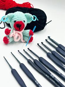 4件套蓝色钩针套装，包含1个硅胶柄钩针、1根7厘米蓝色塑料针、2个蓝色记号扣，一套完整的初学者钩针工具套装。 - 藏蓝色 - 查看 4