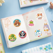 500张/卷 动物家庭图案贴纸，尺寸：2.5厘米/1.0英寸。鼓励贴纸。圆形，是儿童礼物的理想之选。可用于书籍装饰、封口标签、礼品装饰及其他心仪产品的装饰贴纸。 - 彩色 - 查看 4