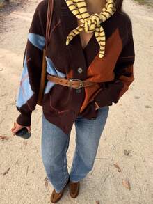 Cardigan femme élégant et polyvalent à manches longues, col en V, avec boutons et motif géométrique contrasté avec diamants. Grandes tailles