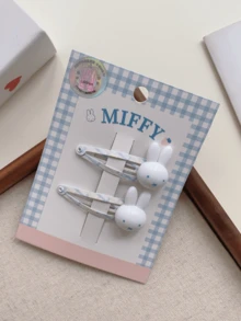 3个米菲兔发夹 - Mercis官方授权设计，透明树脂鸭子发夹，饰有可爱的米菲兔图案和金属弹簧，柔和的粉蓝/白条纹和网格图案，经久耐用，做工精良，适合日常发型设计、收藏展示，是送给年轻女性和米菲兔粉丝的贴心礼物，也是送给您所爱之人的贴心之选。 - 藍色兔子BB對夾 - 查看 8