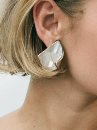 1对新款不对称几何水钻镶嵌奢华时尚耳环（女士款）