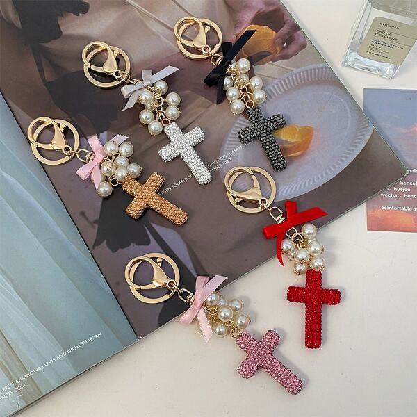 Women's Luxury Bow Keychain, Decorated With Rhinestones, Pearls And Cross Pendant, Ceramic Material, Exquisite Gift Accessory For Wallets, Handbags, Car Keys, Etc.