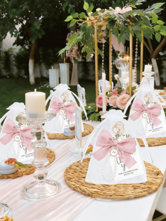 30/15/3 piezas Set de llaveros con lazo rosa y perlas falsas, tarjeta de agradecimiento floral, bolsa de organza transparente con cordón, regalo para reunión nupcial, obsequios para damas de honor y padrinos, centro de mesa para banquete de boda, regalo para fiestas individuales, cumpleaños, fiestas y celebraciones, adecuado para bodas, cumpleaños, fiestas y regalos para el hogar