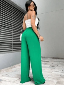 Calça Feminina Pantalona Duna Wide Leg Cintura Elástica e Bolso - Verde - Visão 3