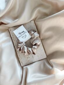 1/2/3pcs Customized Name Silk Hair Scrunchies, Personalized Hair Scrunchies, Bride Customized Hair Scrunchies, Bridesmaid Customized Hair Scrunchies, Personalized Hair Ties, Bridesmaid Gift Customized Hair Ties - Silk Scrunchies - View 4