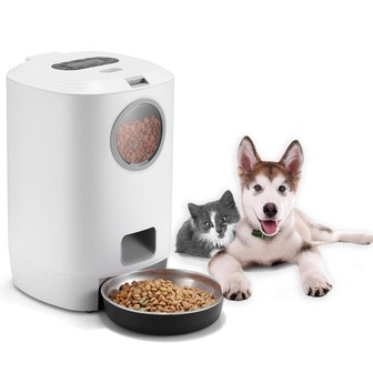 4.5L/152oz 容量自动宠物喂食器，可编程每天 1-4 餐，10 秒语音录音，可拆卸食物容器，适用于猫和狗