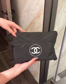 CHANEL Large Capacity Foldable Travel Makeup Bag - Classic Quilted Design, Unisex Waterproof Toiletry Bag, Luxury Travel Essential Gift Set - Black - View 10