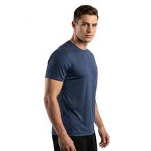 Camiseta Masculina Dry Fit Academia Treino Esportes  Secagem Rápida Tecido Respirável - Azul Marinho - Visão 3