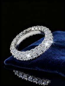 Anel minimalista, moderno e versátil, todo cravejado de strass, estilo hip-hop urbano, em cobre. Luxuoso e personalizado, perfeito para mulheres, para uso diário, festas, como acessório ou presente de Natal. - Diamante completo - Ver 3