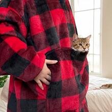1 件带袖羊毛可穿戴毯子，连帽运动衫款式，超大袋鼠口袋，带 3 个入口（左、右、上），适合小型宠物，适合冬季 - 紅色格紋 - 查看 3