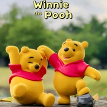 Miniso Caja ciega de la serie Winnie the Pooh Carefree