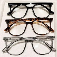 Blue Light Glasses Women  | Unisex Minimalist Style | Ideal For Reading & Computer Use | Multiple Color Combinations | Stylish Fashion Accessories For All Occasions Large-Frame Glasses - Nhiều màu - Xem 2