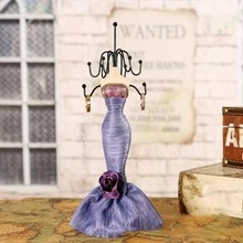 1 chiếc giá đựng trang sức bằng nhựa thủ công nghệ thuật - Vật trang trí bàn trang nhã để cất giữ bông tai và dây chuyền sành điệu, trưng bày nhẫn hoàn hảo cho người mẫu váy cưới, món quà lý tưởng cho người yêu thời trang, vật trang trí nhà độc đáo cho những dịp đặc biệt, làm nổi bật bàn trang điểm của bạn với sự sắp xếp trang nhã và tính thẩm mỹ. - Nhiều màu - Xem 17