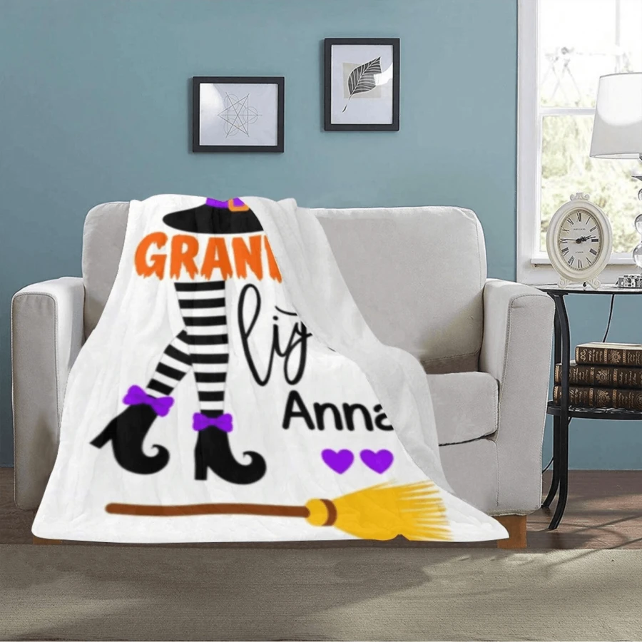 Features A Whimsical Witch Design With Striped Stockings, Pointed Shoes Adorned With Bows, A Broomstick, And Personalized Text, Perfect For Adding A Touch Of Halloween Charm To Your Space Coral Fleece Plush Throw Blankets For Bed Bedroom Warm Bedroom Quilt Sofa Blanket - 白色 - 查看 1