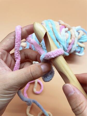 大号竹制白色钩针，15/20/25毫米粗毛线编织工具，符合人体工程学的手柄设计，可缓解关节炎和手部疲劳。