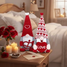 1 păpușă de Ziua Îndrăgostiților, Rudolf, renul cu nas roșu, decorațiune cu piticul Rudolf fără chip, material textil cusut manual, simbolism romantic cu urări calde. Ideală ca și cadou de Ziua Îndrăgostiților, pentru vitrină, pentru decorarea casei sau ca un cadou atent. Servește și ca semn de afecțiune pentru cupluri, romantici și oameni care oferă cadouri. - Roz - Vizualizare 4