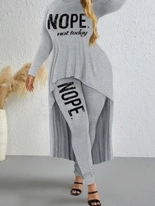 Plus Size - NOPE Print Two-Piece Set, Crew Neck Long Sleeve High-Low Top &Slim Pants Outfts, Women's Clothing - 淺灰色 - 查看 1