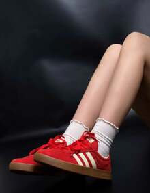 Adidas 阿迪达斯 Vl Court Classic 男女通用合成麂皮舒适轻便低帮运动鞋，红色 - 紅色 - 查看 4