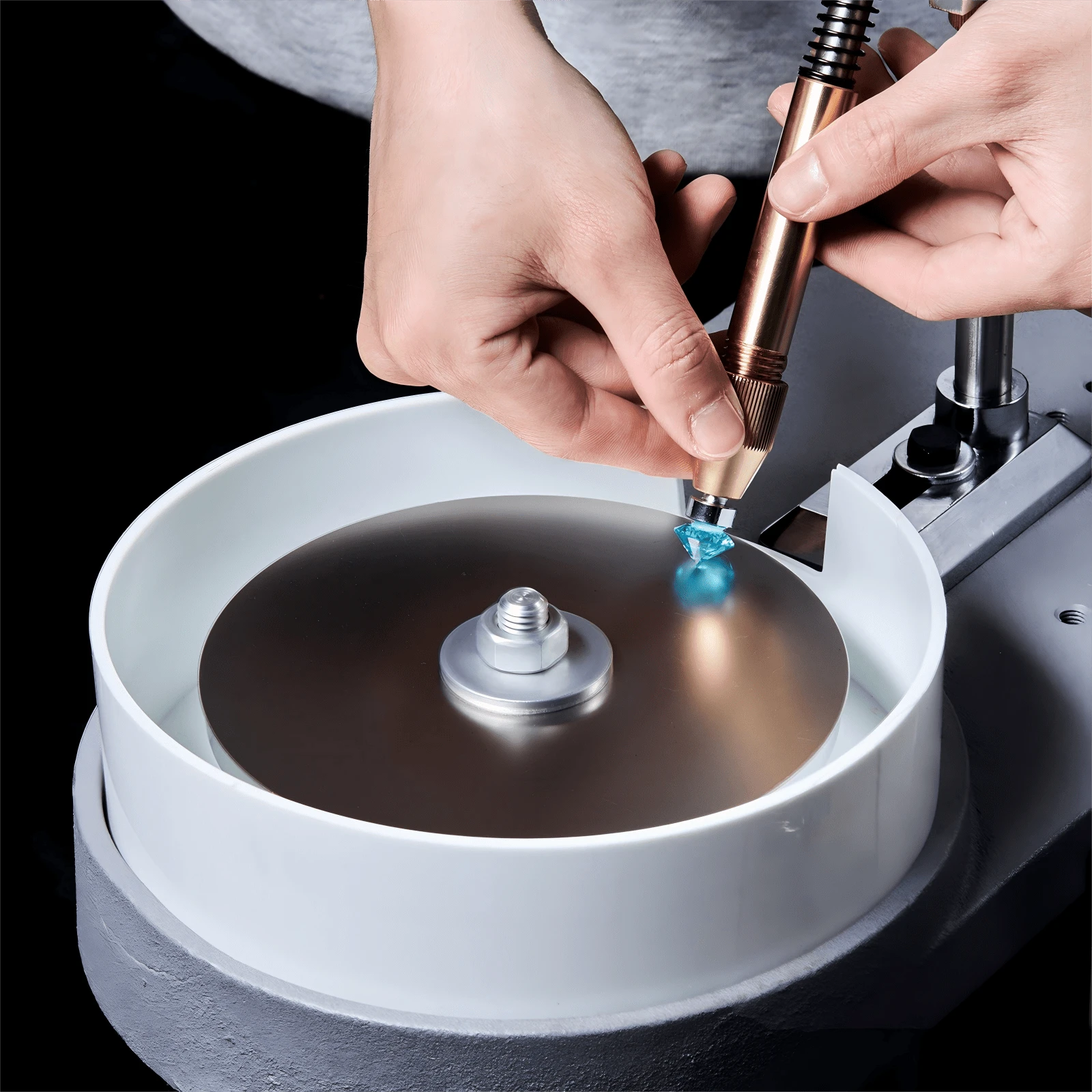 Gem Faceting Machine, 2800RPM Jade Grinding Polishing Machine, 110V 180W Rock Polisher Jewel Angle Polisher, With Faceted Manipulator And 1 Bag Of Triangle Abrasive For Jewelry Polisher - 2800RPM - View 1