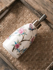 1 Peça Dispensador de Cerâmica Retrô Americano com Efeito Craquelado para Sabonete Líquido e Shampoo, Dispensador com Bomba, Estilo Nicho Europeu, Dispensador de Alto Valor, Adequado para Móveis de Banheiro, Dispensador de Sabão Individual Vazio, Dispensador de Sabonete de Banheiro, Garrafa de Drenagem, Recipiente de Armazenamento de Banheiro, Recipiente de Detergente, Sabonete Líquido, Spray de Sabonete Líquido, Gel de Banho, Acessório de Armazenamento Portátil. - Multicolorido - Visão 6