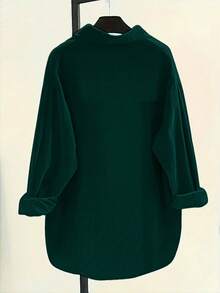 大码女式针织宽松开衫，前襟纽扣带口袋，落肩设计 - 墨綠色 - 查看 2