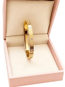 1件不锈钢金色手链，优雅四叶草设计，女士珠宝礼品 - 金色 - 查看 6