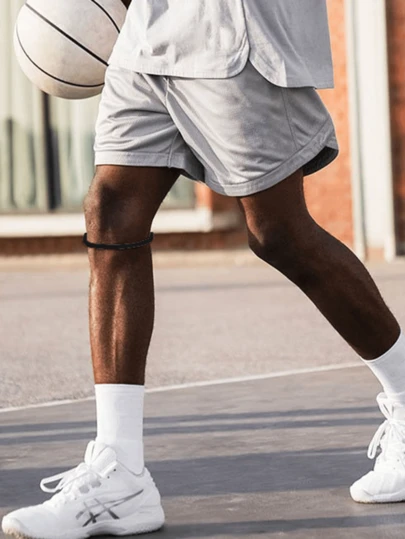 Sports Silicone Patella Support Band Non-Slip Silicone Knee Strap Women And Men Joint Protection Gear Loop Breathable Patella Band Suitable For Basketball Running Hiking Jumping Soccer Volleyball Running Cycling Basketball Accessories Football Accessories Sports Training Gear Knee Support