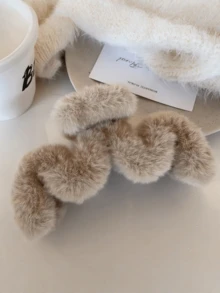 1pc Autumn/Winter New High-End Plush Large Hair Claw Clip For Women, Chic Ins Fuzzy Hair Claw For Updo Plush Hair Clips Fashion Hair Clutch Winter Hair Accessories