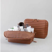 Standing Travel Makeup Bag Stand Up Make Up Bag Travel Toiletry Bag With Multiple Compartments Large Capacity For Women Business Trips Fitness And Daily Commutes Large Capacity Partitioned Geometric Quilted Makeup Bag Portable Travel Skincare Cosmetic Organizer Travel Toiletry BagTraveler Makeup Organizer Accessories Bag, Durable Waterproof Large Capacity With Compartments, Toiletry Bag For Women, Zippered Travel Cosmetic Beauty Case, Gift For Best Friend - Hoa văn màu hồng - Xem 1