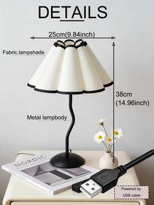 1个USB供电的现代复古风格创意高端简约装饰灯，适用于卧室床头柜、书桌装饰