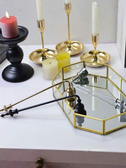 1pc Candle Snuffer, Candle Snuffers Wick Snuffer Candle Accessory, Extinguish Candle Flame Safely With Long Handle Putting Out Fire Bell-Shaped Wick Extinguisher For Flame Putting Out, Elegant Candle Accessory