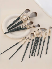 14pcs Luxury Green Cloud Makeup Brush Set, Super Soft, Fluffy, Hypoallergenic, Gentle On Skin, Seamless Application Of Foundation, Blush, Powder And Eyeshadow. Professional Soft Bristles Suitable For Face And Eye Makeup, Fashionable Design, Perfect For Beginners And Professionals, Ideal Christmas, New Year And Valentine's Day Gift For Her,Brush Set,Makeup Brush Kit,Make Up Brush Set,Make Up Set Complete,Makeup Brush Set,Complete Makeup Kit,Brush Kit,Brushes Makeup Set,Makeup Gift Set