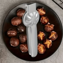 Heavy Duty Manual Nut Cracker, Ergonomic Handle Stainless Steel Chestnut Opener, Suitable For Chestnuts, Walnuts, Hazelnuts, Kitchen & Dining - Durable Food- Design, Nut Cracker, Walnut Cracker, Walnut Peeler - Multicolor - View 5