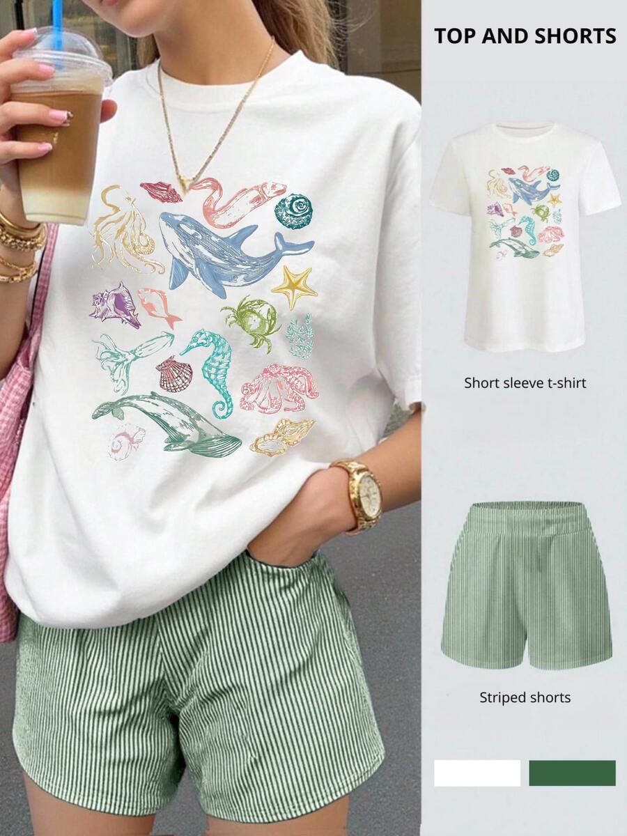 2 piezas Conjunto de top oversize de manga corta con estampado de vida marina y shorts a rayas para mujer - Traje de verano de dos piezas para mujer para vacaciones en la playa - Blanco y Verde - Ver 1