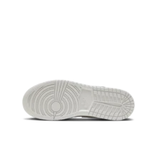 Nike Air Jordan 1 Low SE (GS) Women's Sneakers, Casual Shoes, FQ8041-300 - Green - View 3