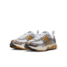 Nike VOMERO 5 (GS) 女款休闲运动鞋 HF6998-004 - 黑/灰 - 查看 6