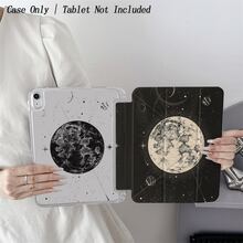 1个神秘月亮与太空图案平板电脑保护套 - 专为太空爱好者和艺术风格追求者设计，翻盖式平板电脑保护套带笔槽，适用于10.9/10.2英寸/Air 第五代/Pro 11/第十代/9.7英寸/Air 2/（第七代）/（第八代）/Air 4/5/Pro 11/第十代10.9英寸（2022款）/Air 13（M3 2025款）/Air 11（M3 2025款）/Air 11（A16 2025款），带自动睡眠/唤醒功能 - 彩色 - 查看 2