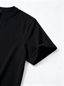Women's Gothic T-Shirt – "Pitch Black" Skeleton Graphic Tee, Black Punk & Edgy Casual Top For Daily Wear, Alternative Street Style, Subculture, Dark Fashion & Statement Look - 黑色 - 查看 3