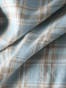Áo sơ mi nữ dài tay kẻ caro xanh dương, cài cúc phía trước, chất liệu polyester, dáng regular fit, thích hợp mặc mùa xuân. - Màu xanh nhạt - Xem 6