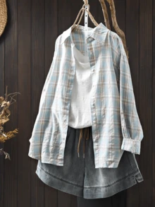 Áo sơ mi nữ dài tay kẻ caro xanh dương, cài cúc phía trước, chất liệu polyester, dáng regular fit, thích hợp mặc mùa xuân. - Màu xanh nhạt - Xem 4